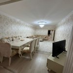 Продажа 2 комнатная Вторичка, 13-й микрорайон район 11