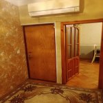 Kirayə (aylıq) 2 otaqlı Köhnə Tikili, Azadlıq metrosu, 7-ci mikrorayon, Binəqədi rayonu 8