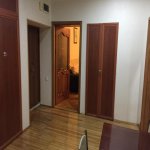 Kirayə (aylıq) 3 otaqlı Yeni Tikili, 20 Yanvar metrosu, Port Baku, Səbail rayonu 2