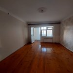 Kirayə (aylıq) 2 otaqlı Köhnə Tikili, Xalqlar dostluğu metrosu, 8-ci kilometr, Nizami rayonu 9