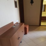 Продажа 2 комнатная Вторичка, м. Эльмляр Академиясы метро, пос. Ясамал, Ясамал район 11