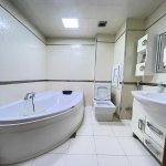 Satılır 3 otaqlı Köhnə Tikili, Azadlıq metrosu, 8-ci mikrorayon, Binəqədi rayonu 16