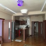 Kirayə (aylıq) 3 otaqlı Yeni Tikili, Azadlıq metrosu, 8-ci mikrorayon, Binəqədi rayonu 8