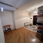 Kirayə (aylıq) 3 otaqlı Yeni Tikili, Azadlıq metrosu, 7-ci mikrorayon, Binəqədi rayonu 8