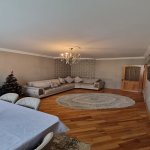 Продажа 3 комнатная Вторичка, м. Эльмляр Академиясы метро, пос. Ясамал, Ясамал район 3