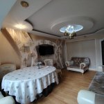 Продажа 2 комнатная Вторичка, м. 20 Января метро, 9-ый микрорайон, Бинагадинский р-н район 2