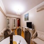 Kirayə (aylıq) 3 otaqlı Köhnə Tikili, 28 May metrosu, Absheron Marriott otel, Səbail rayonu 2