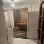 Kirayə (aylıq) 3 otaqlı Köhnə Tikili, Memar Əcəmi metrosu, 9-cu mikrorayon, Binəqədi rayonu 9