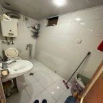 Продажа 2 комнатная Вторичка, İnşaatçılar метро, пос. Ясамал, Ясамал район 4