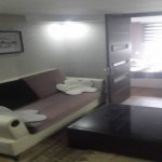 Kirayə (aylıq) 4 otaqlı Köhnə Tikili, Sahil metrosu, Səbail rayonu 4