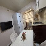 Продажа 3 комнатная Вторичка, м. Эльмляр Академиясы метро, пос. Ясамал, Ясамал район 7