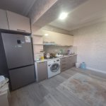 Продажа 3 комнатная Вторичка, 10-й микрорайон район 13