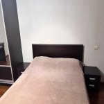 Kirayə (aylıq) 3 otaqlı Köhnə Tikili, Azadlıq metrosu, 8-ci mikrorayon, Favorit market Azadlıq, Binəqədi rayonu 7