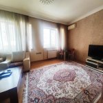 Satılır 5 otaqlı Köhnə Tikili, Azadlıq metrosu, 8-ci mikrorayon, Binəqədi rayonu 1