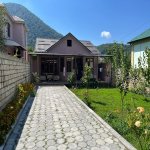 Kirayə (günlük) 6 otaqlı Həyət evi/villa Qax 1