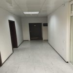 Kirayə (aylıq) 22 otaqlı Ofis, Elmlər akademiyası metrosu, Yasamal rayonu 3