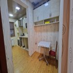Kirayə (aylıq) 3 otaqlı Köhnə Tikili, Memar Əcəmi metrosu, 4-cü mikrorayon, Nəsimi rayonu 8