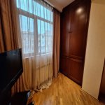 Kirayə (aylıq) 3 otaqlı Köhnə Tikili, Elmlər akademiyası metrosu, Yasamal rayonu 7