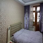 Продажа 4 комнатная Вторичка, İnşaatçılar метро, Ясамал район 13