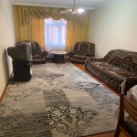 Kirayə (aylıq) 3 otaqlı Köhnə Tikili, Həzi Aslanov metrosu, H.Aslanov qəs., Xətai rayonu 1