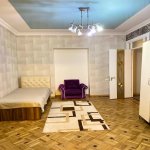 Kirayə (aylıq) 4 otaqlı Köhnə Tikili, Sahil metrosu, Səbail rayonu 9