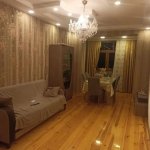 Kirayə (aylıq) 2 otaqlı Köhnə Tikili, Neftçilər metrosu, Bakıxanov qəs., Sabunçu rayonu 1