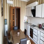 Kirayə (aylıq) 4 otaqlı Yeni Tikili, Nizami metrosu, Yasamal rayonu 14