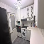 Kirayə (aylıq) 3 otaqlı Köhnə Tikili, Xalqlar dostluğu metrosu, Nizami rayonu 10