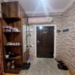 Продажа 4 комнатная Вторичка, 18-й микрорайон район 22