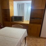 Kirayə (aylıq) 3 otaqlı Köhnə Tikili, Azadlıq metrosu, 8-ci mikrorayon, Binəqədi rayonu 8