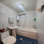 Продажа 2 комнатная Вторичка, 34 двор район 10
