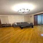 Kirayə (aylıq) 3 otaqlı Köhnə Tikili, Neftçilər metrosu, 8-ci kilometr, Nizami rayonu 2