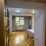 Kirayə (aylıq) 4 otaqlı Köhnə Tikili, Elmlər akademiyası metrosu, Yasamal rayonu 1