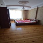 Kirayə (aylıq) 3 otaqlı Köhnə Tikili, İnşaatçılar metrosu, Yeni Yasamal qəs., Yasamal rayonu 1