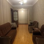 Kirayə (aylıq) 3 otaqlı Köhnə Tikili, Neftçilər metrosu, 8-ci kilometr, Nizami rayonu 1