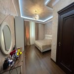 Satılır 8 otaqlı Həyət evi/villa, Badamdar qəs., Səbail rayonu 11