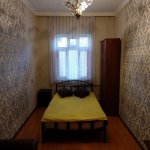 Посуточно 1 комнат Вторичка, İnşaatçılar метро, пос. Йени Ясамал, Ясамал район 2