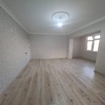 Satılır 3 otaqlı Köhnə Tikili, Memar Əcəmi metrosu, 9-cu mikrorayon, Binəqədi rayonu 2