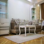 Kirayə (aylıq) 3 otaqlı Köhnə Tikili, Sahil metrosu, Səbail rayonu 7