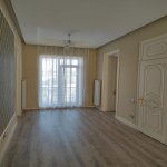 Kirayə (aylıq) 6 otaqlı Həyət evi/villa, Badamdar qəs., Səbail rayonu 12