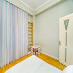 Посуточно 4 комнат Новостройка, м. 28 Мая метро, Насими район 16