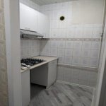 Satılır 2 otaqlı Köhnə Tikili, Memar Əcəmi metrosu, 4-cü mikrorayon, Nəsimi rayonu 3