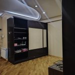 Kirayə (aylıq) 3 otaqlı Yeni Tikili, Neftçilər metrosu, 8-ci kilometr, Nizami rayonu 2
