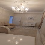 Kirayə (aylıq) 3 otaqlı Yeni Tikili Xırdalan 16