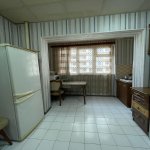 Satılır 4 otaqlı Köhnə Tikili, Nəriman Nərimanov metrosu, Azərbaycan Dillər Universiteti, Nərimanov rayonu 9