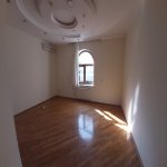 Kirayə (aylıq) 10 otaqlı Həyət evi/villa, Gənclik metrosu, Nərimanov rayonu 9