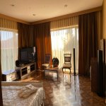 Kirayə (günlük) 7 otaqlı Bağ evi, İçərişəhər metrosu, Badamdar qəs., Səbail rayonu 13