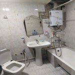 Продажа 2 комнатная Вторичка, м. Эльмляр Академиясы метро, пос. Ясамал, Ясамал район 8