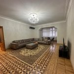 Kirayə (aylıq) 3 otaqlı Köhnə Tikili, İçərişəhər metrosu, Four Seasons otel, Səbail rayonu 2