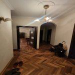 Kirayə (aylıq) 4 otaqlı Köhnə Tikili, 8-ci mikrorayon, Binəqədi rayonu 24